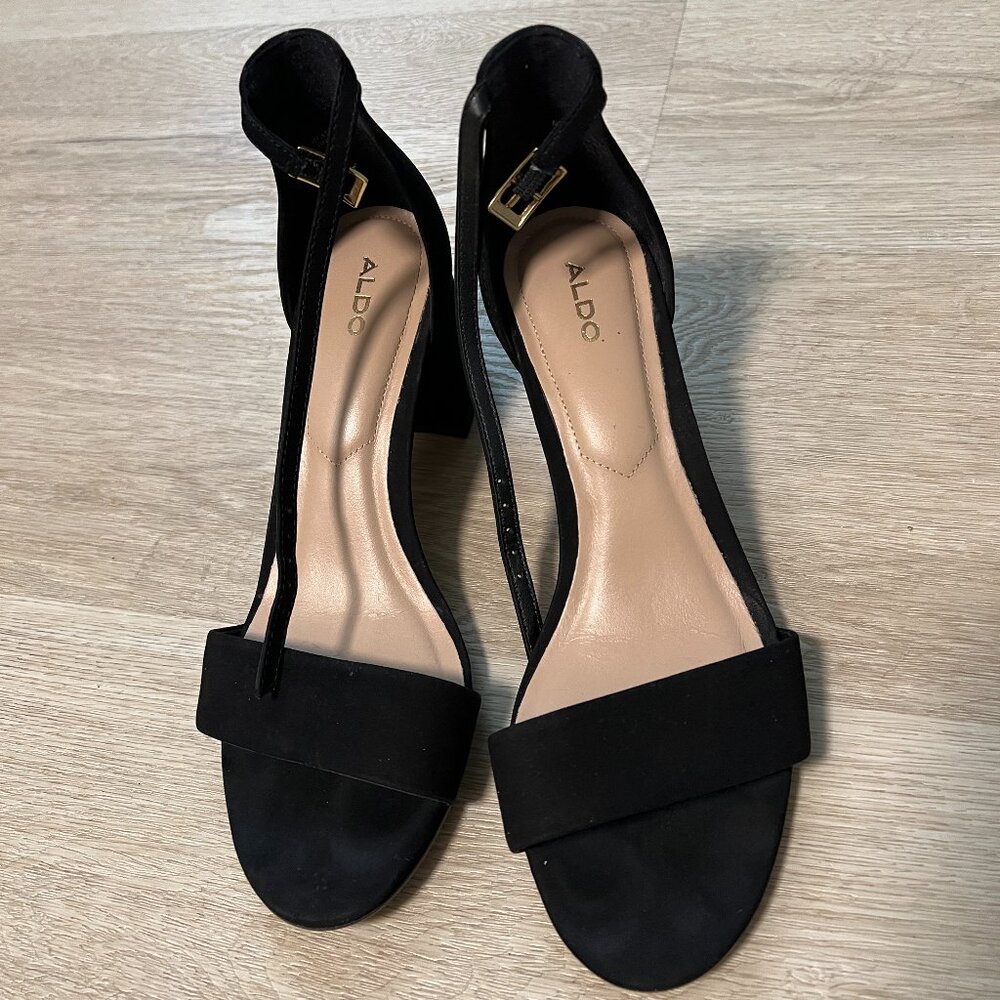 sam edelman ankle strap block heel size 6